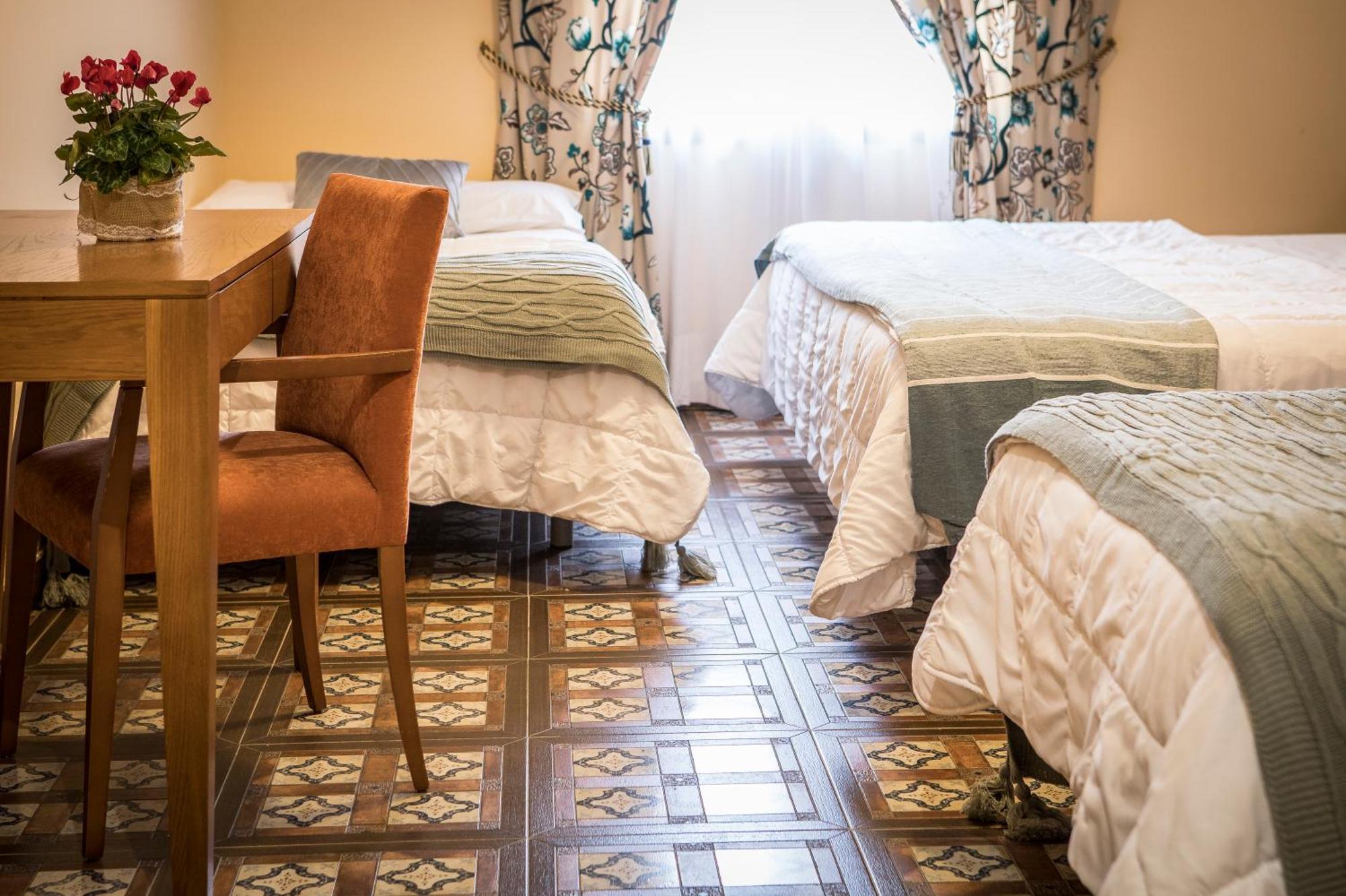 Hotel Casa Jose Diaz San Agustín de Guadalix Εξωτερικό φωτογραφία